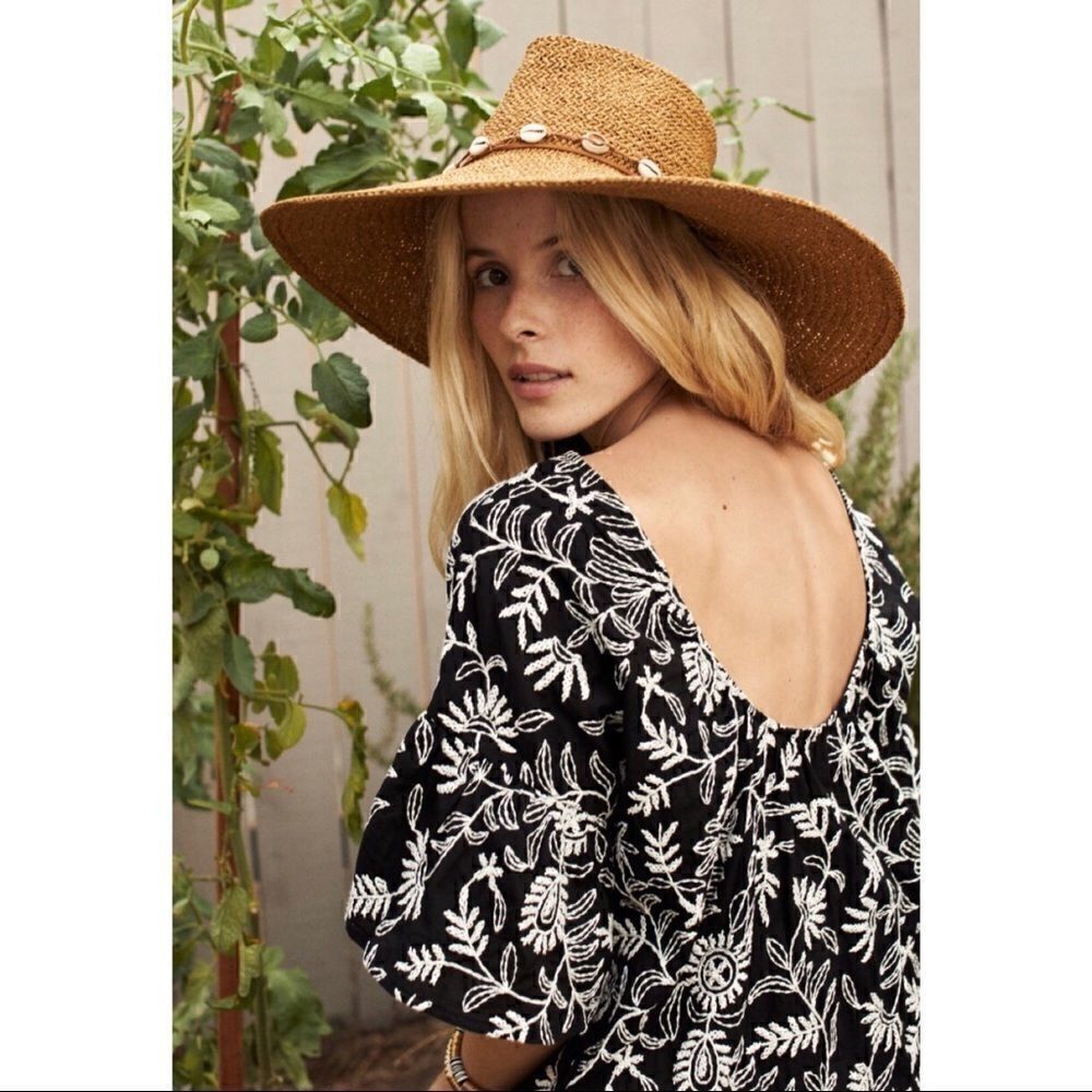 NEW Anthropologie Rory Black & White Floral Embroidered Blouse Top Shirt X-Small